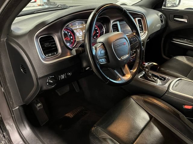 Used 2021 Dodge Charger SXT w/ Leather Interior Group RWD image 38