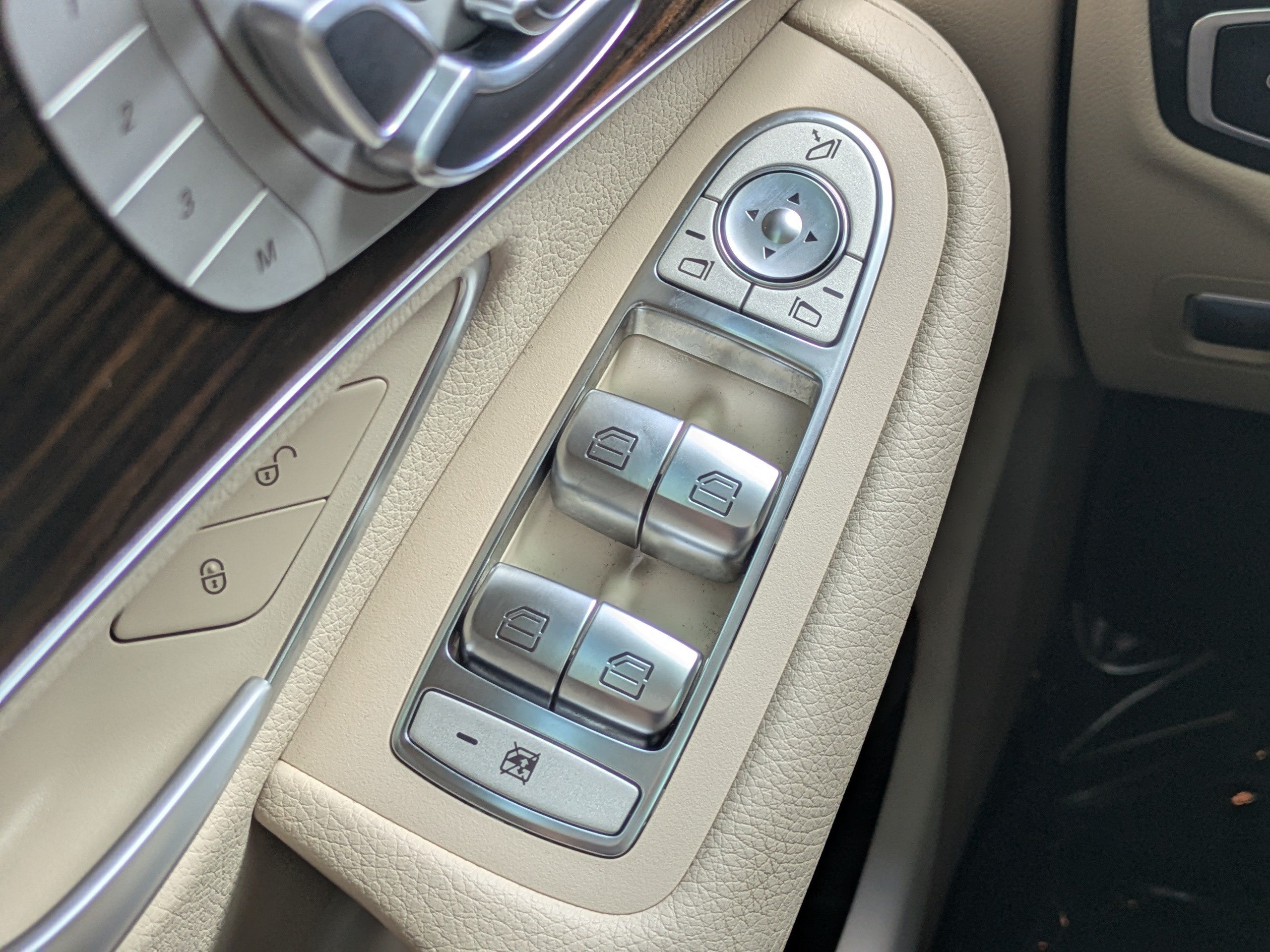Used 2022 Mercedes-Benz GLC 300 image 20