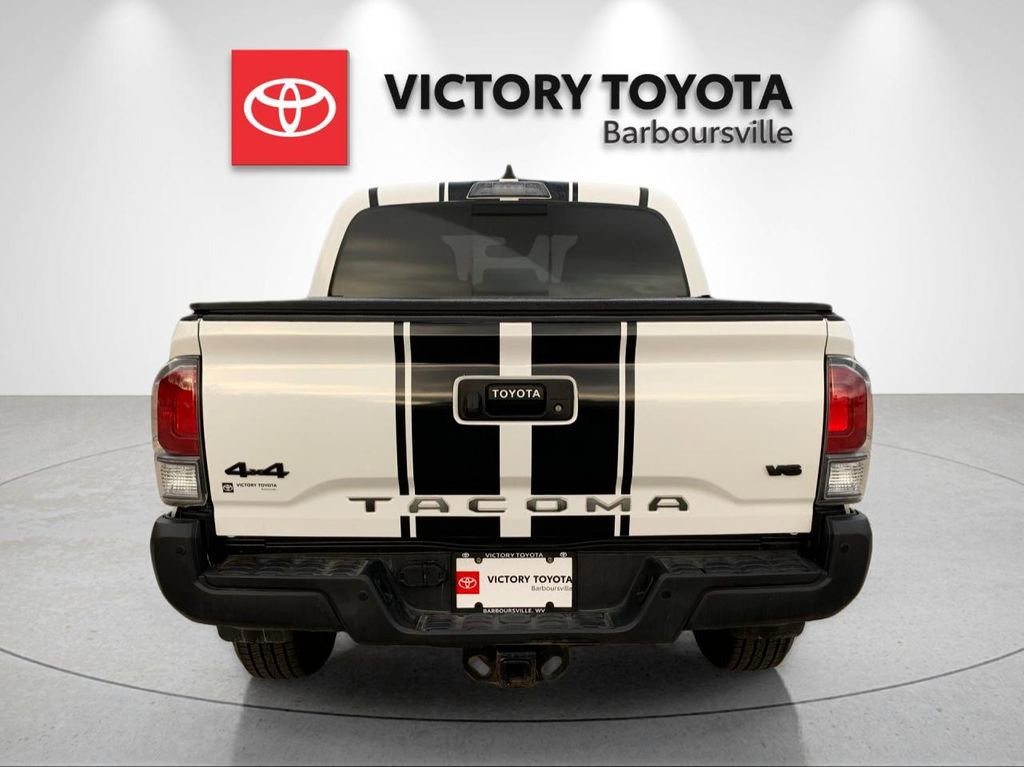 Used 2022 Toyota Tacoma TRD Off-Road w/ Technology Package image 4