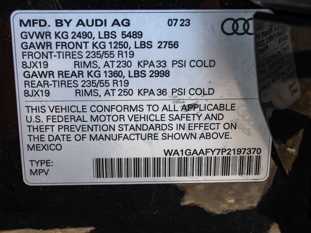 Used 2023 Audi Q5 2.0T Premium w/ Convenience Package AWD/4WD image 14