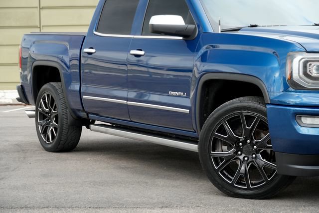 Used 2017 GMC Sierra 1500 Denali w/ Denali Ultimate Package AWD/4WD image 3