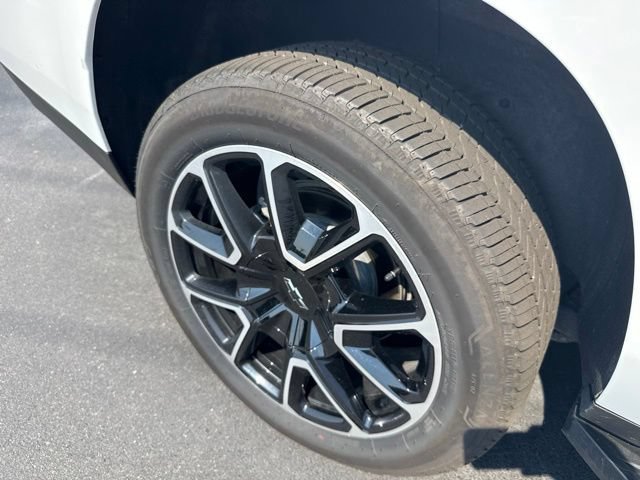 Used 2026 Chevrolet Suburban RST AWD/4WD image 10