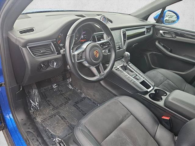 Used 2017 Porsche Macan AWD/4WD image 11