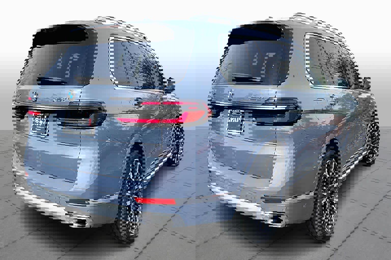 Certified 2024 BMW X7 xDrive40i w/ Premium Package image 13