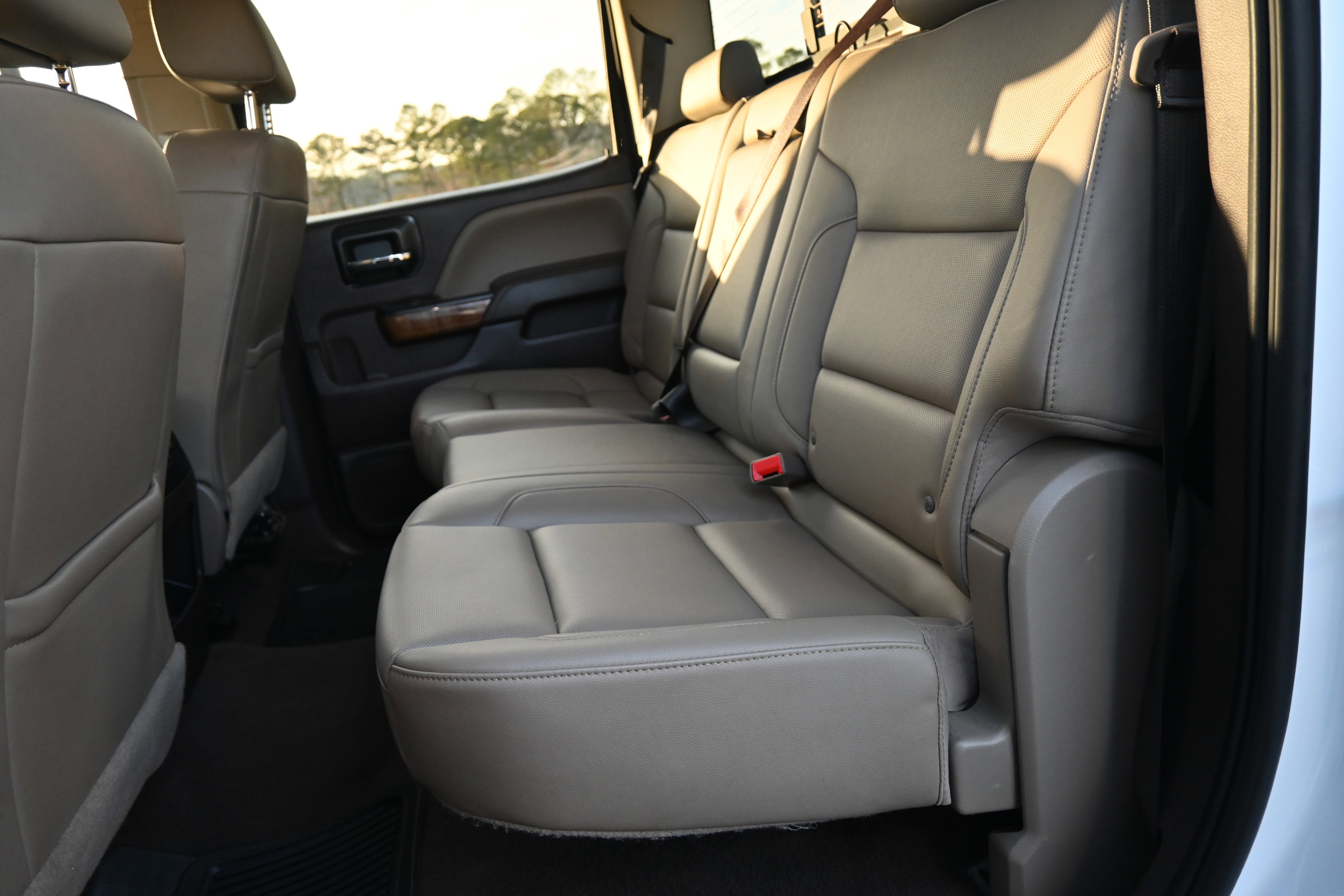 Used 2018 GMC Sierra 1500 SLT image 30