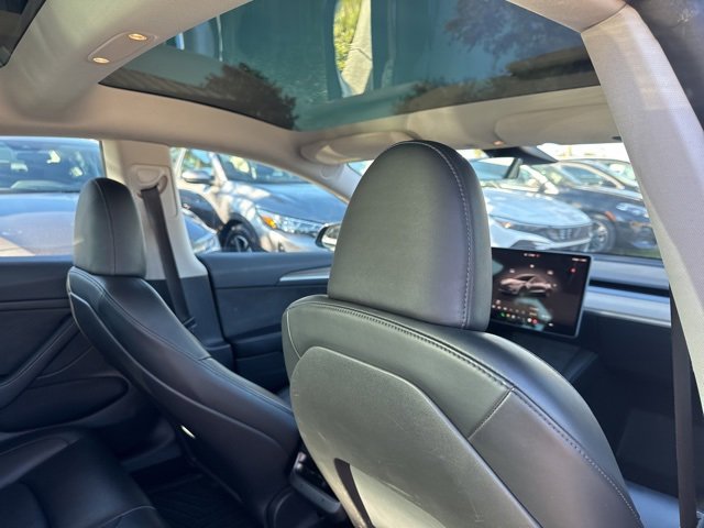 Used 2023 Tesla Model 3 Standard Range image 12