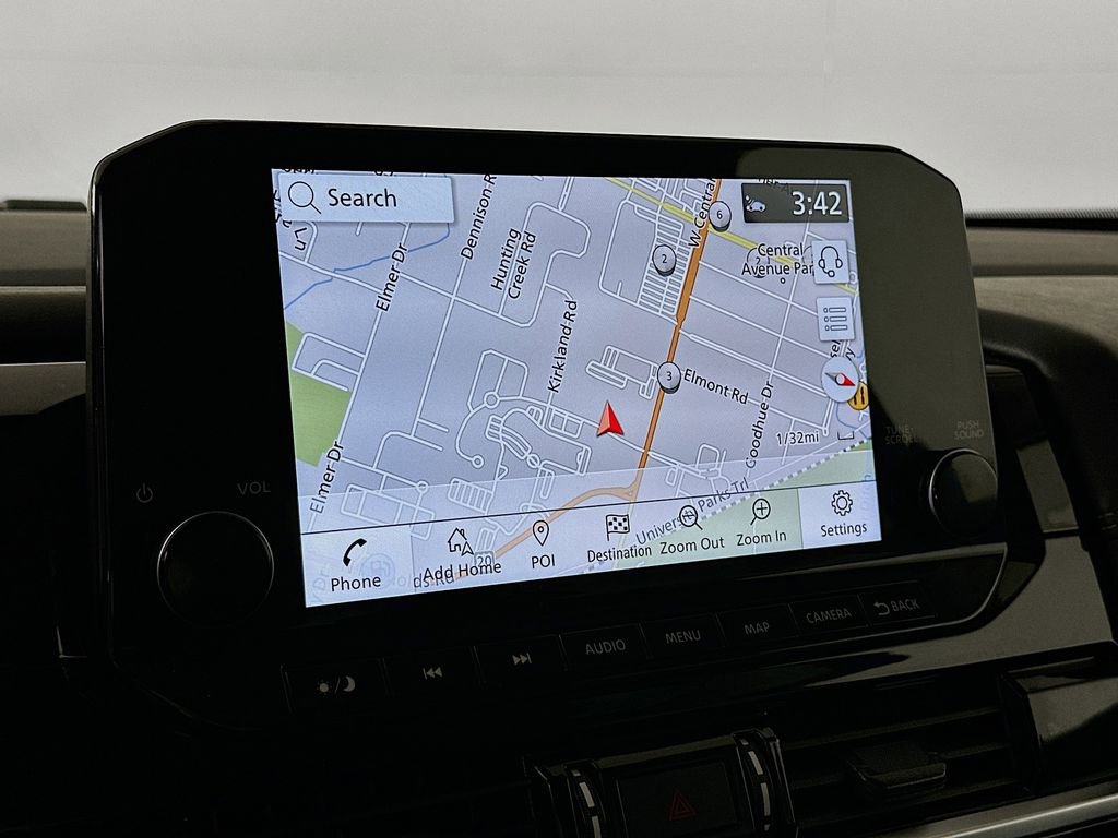 Certified 2024 Nissan Pathfinder Platinum image 18