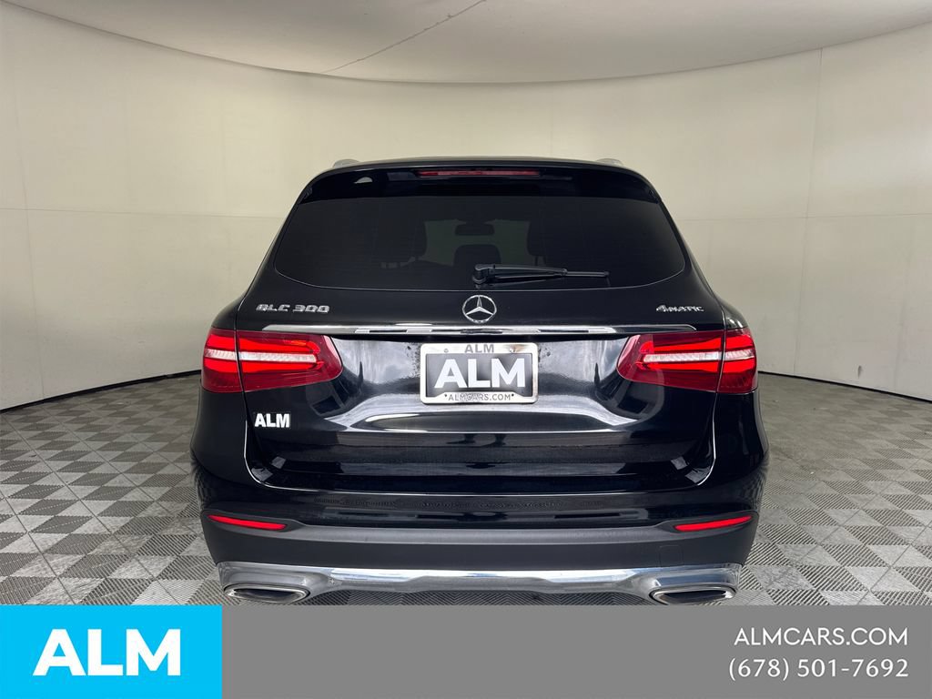 Used 2019 Mercedes-Benz GLC 300 4MATIC w/ Premium Package image 7