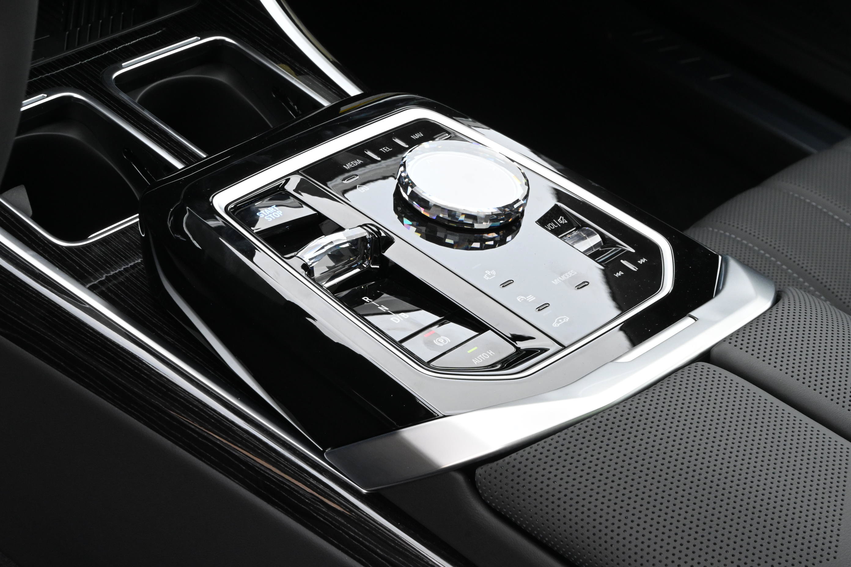 New 2026 BMW i7 xDrive60 AWD/4WD image 21