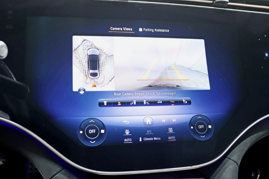 Used 2023 Mercedes-Benz EQS 580 4MATIC Sedan image 18