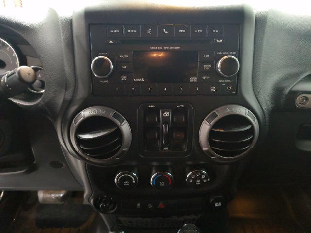 Used 2017 Jeep Wrangler Unlimited Sport w/ Quick Order Package 24S AWD/4WD image 25