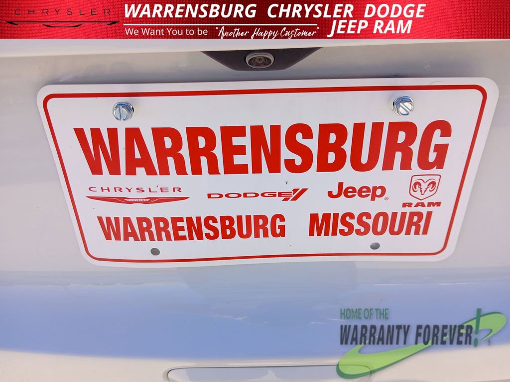Used 2023 Jeep Renegade Latitude AWD/4WD image 30