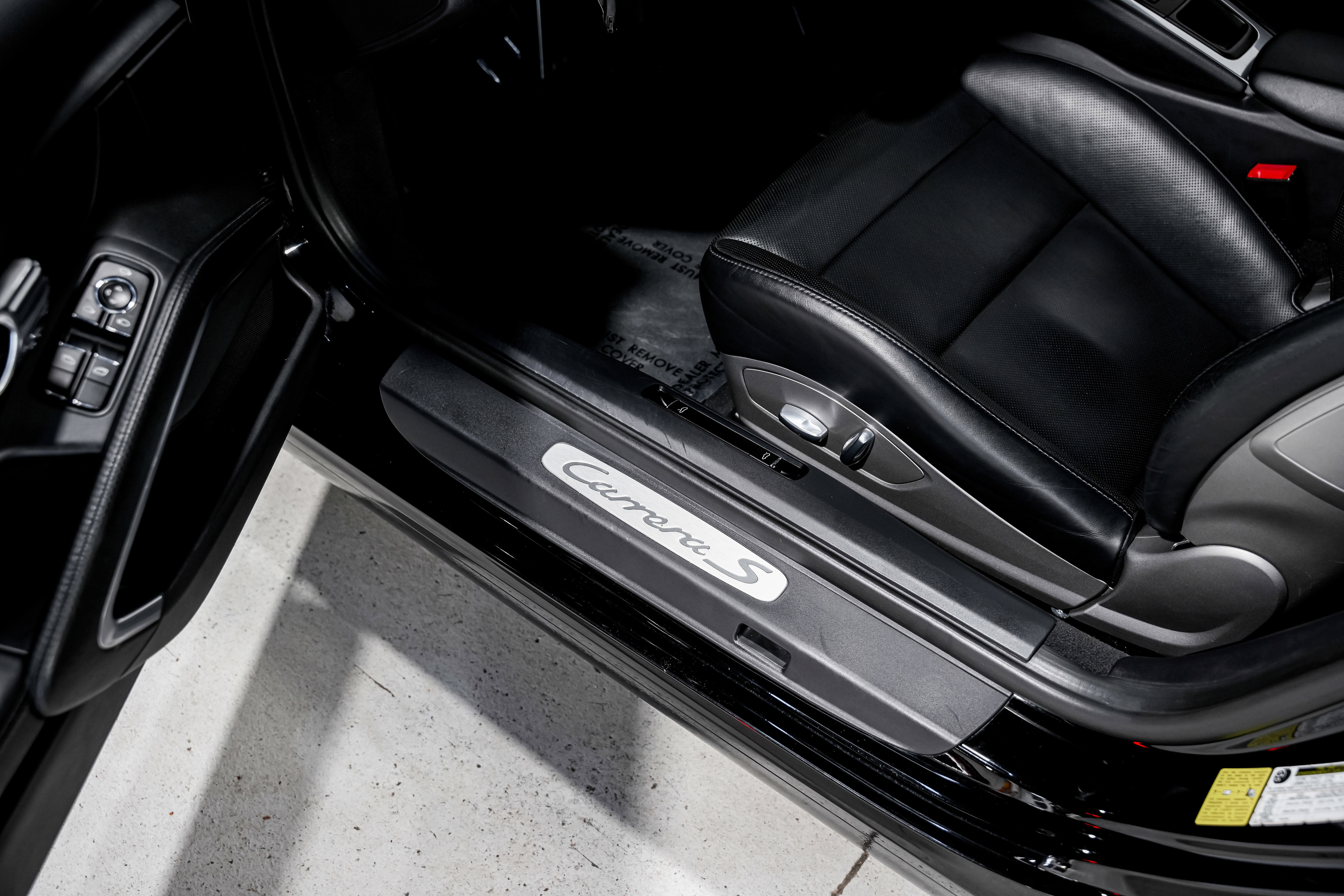 Used 2012 Porsche 911 Carrera S image 22