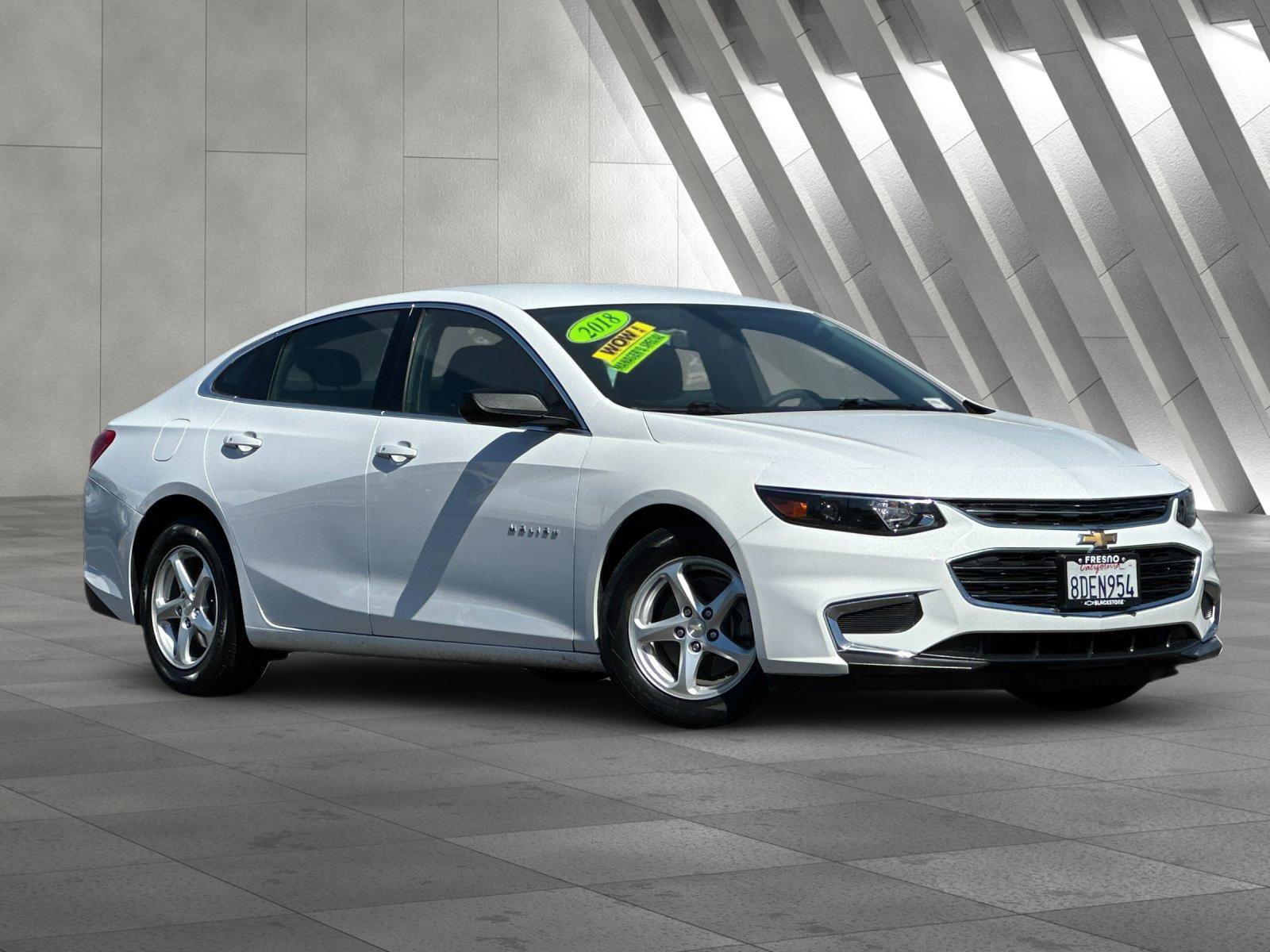 Used 2018 Chevrolet Malibu LS FWD image 2