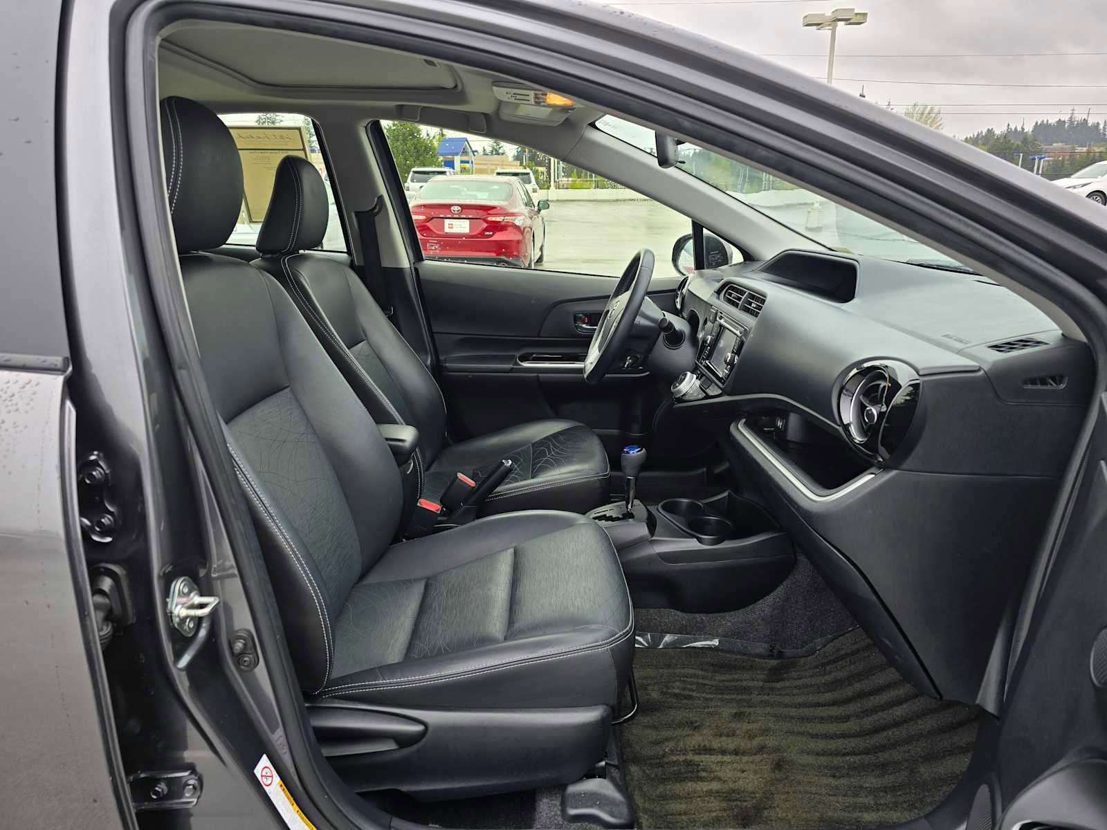 Used 2015 Toyota Prius C Four FWD image 7