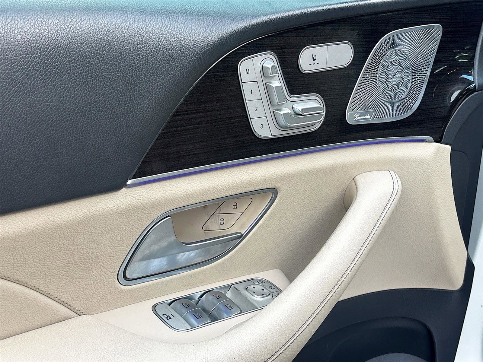 Used 2020 Mercedes-Benz GLE 350 4MATIC image 36