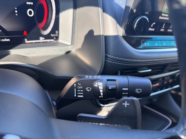 Used 2021 Nissan Rogue Platinum image 21