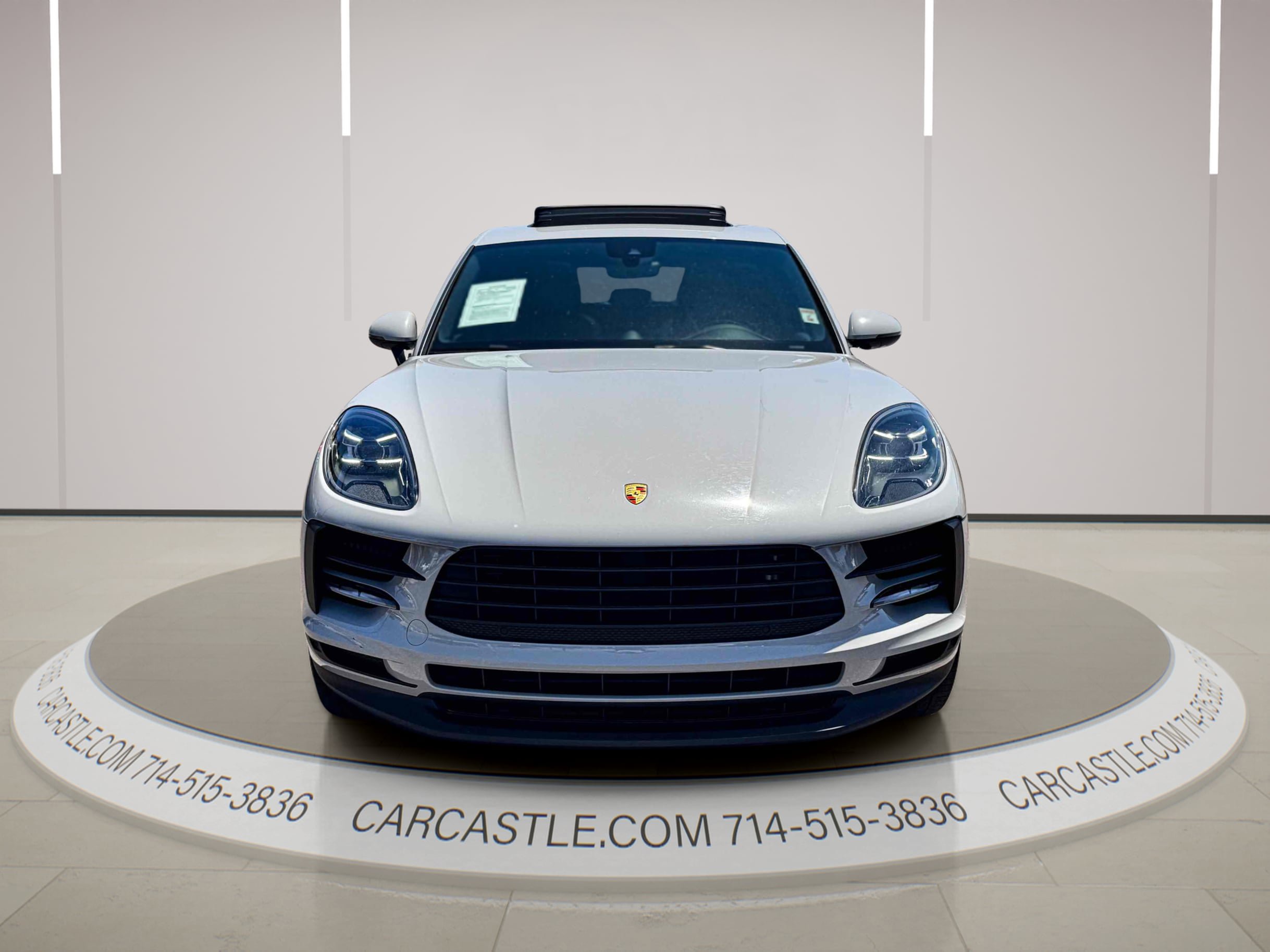 Used 2020 Porsche Macan S AWD/4WD image 2