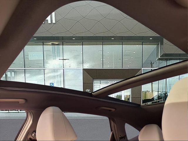 New 2026 Hyundai Tucson Limited image 10