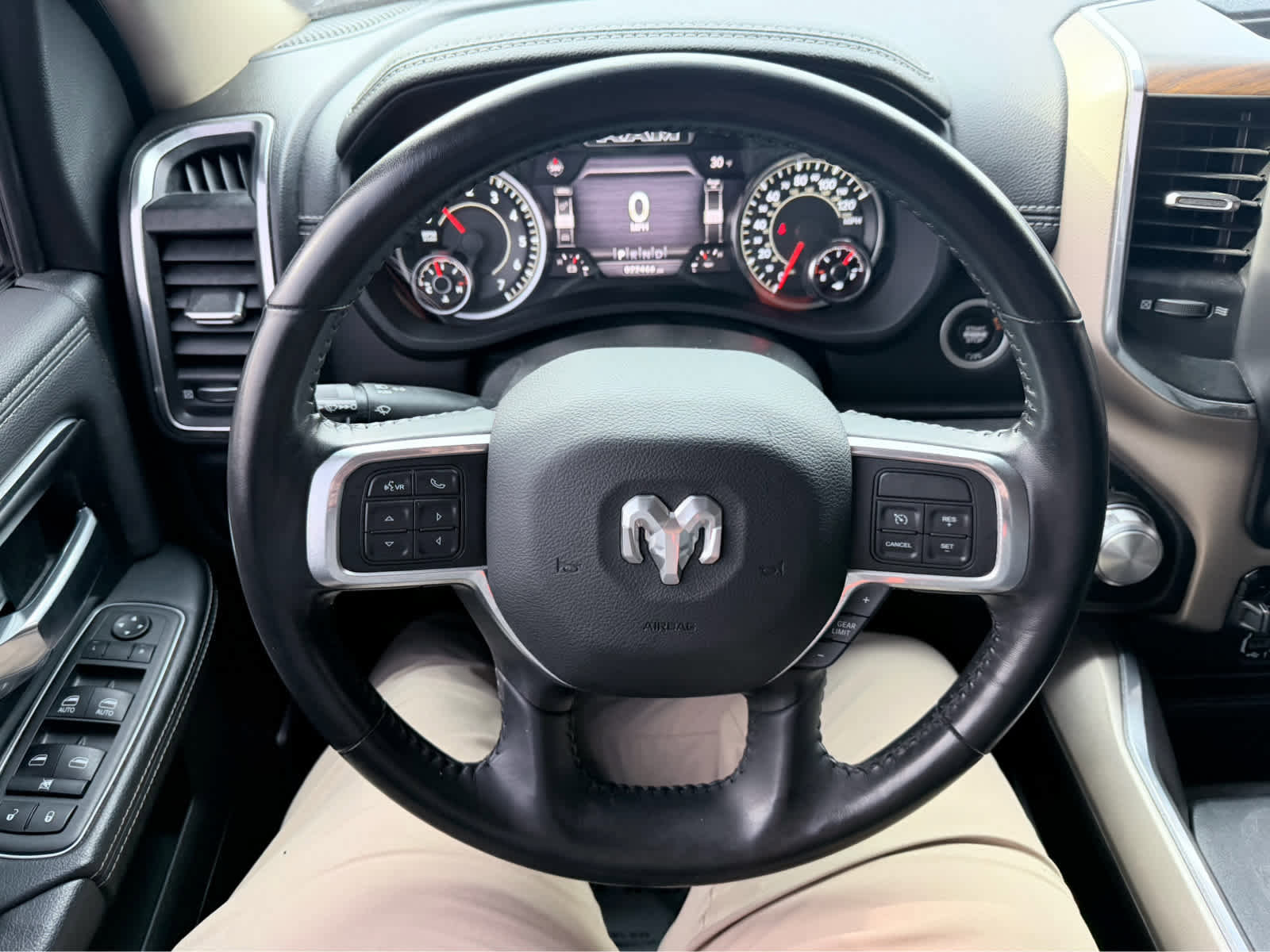 Used 2022 RAM 2500 Laramie image 19