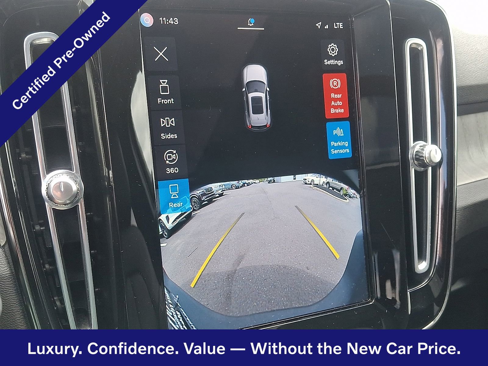 Certified 2023 Volvo XC40 B5 Plus w/ Driver Assist Package AWD/4WD image 19
