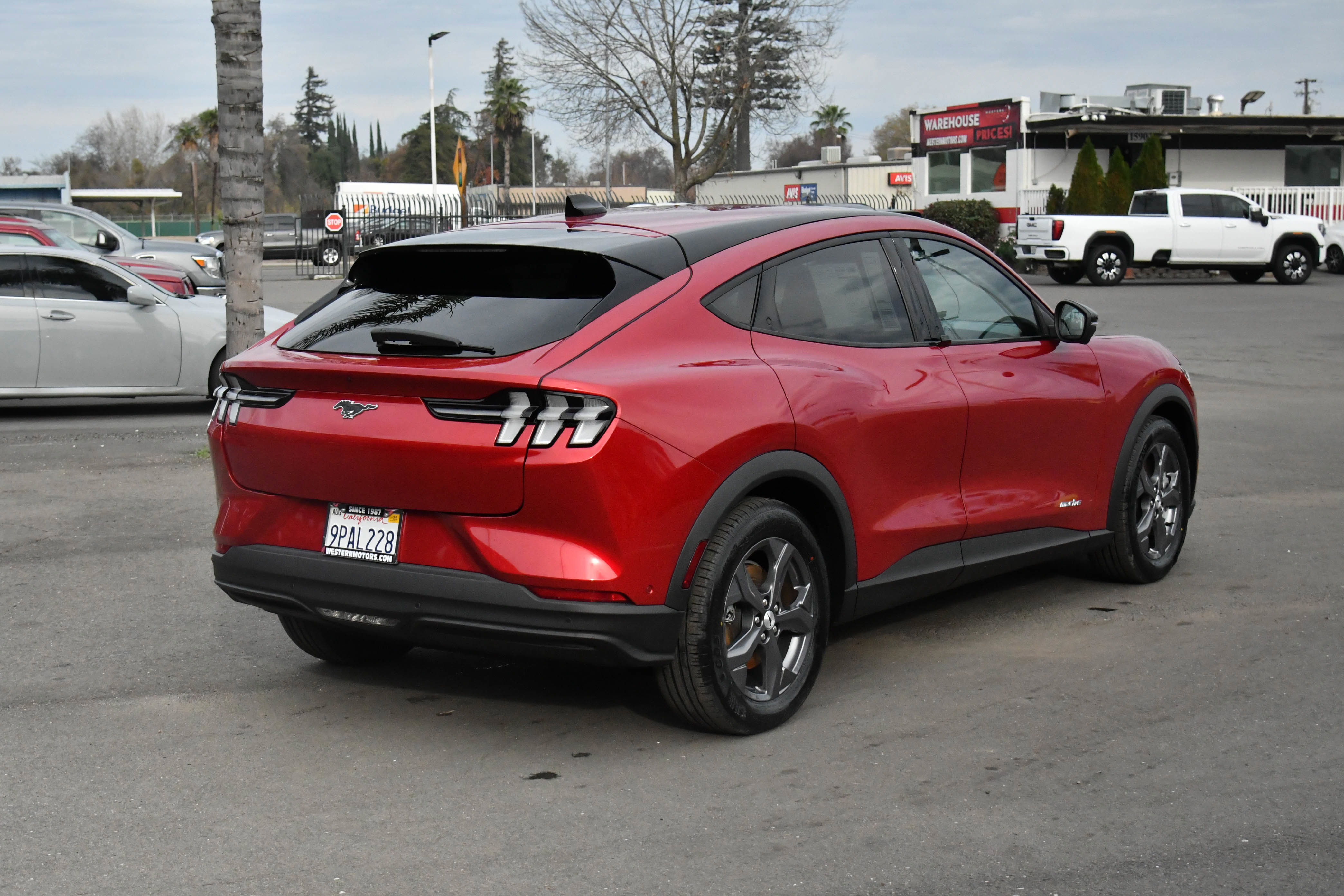 Used 2023 Ford Mustang Mach-E Select image 8