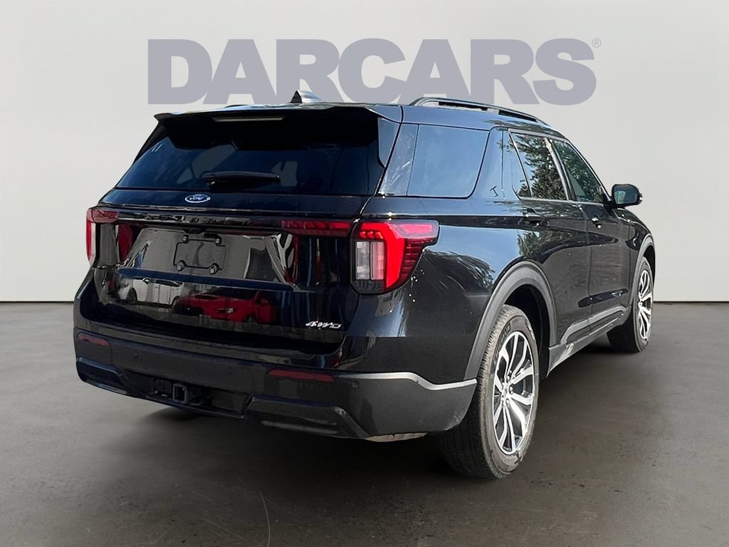 Used 2025 Ford Explorer ST-Line AWD/4WD image 7