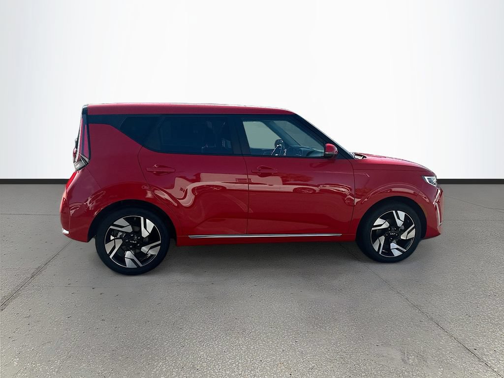 Used 2025 Kia Soul GT-Line w/ GT-Line Technology Package FWD image 8