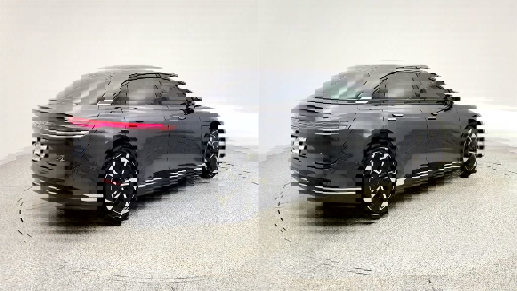 Used 2023 Lucid Air Pure image 5