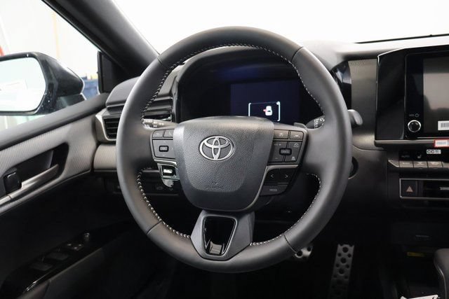 New 2026 Toyota Camry SE AWD/4WD image 17