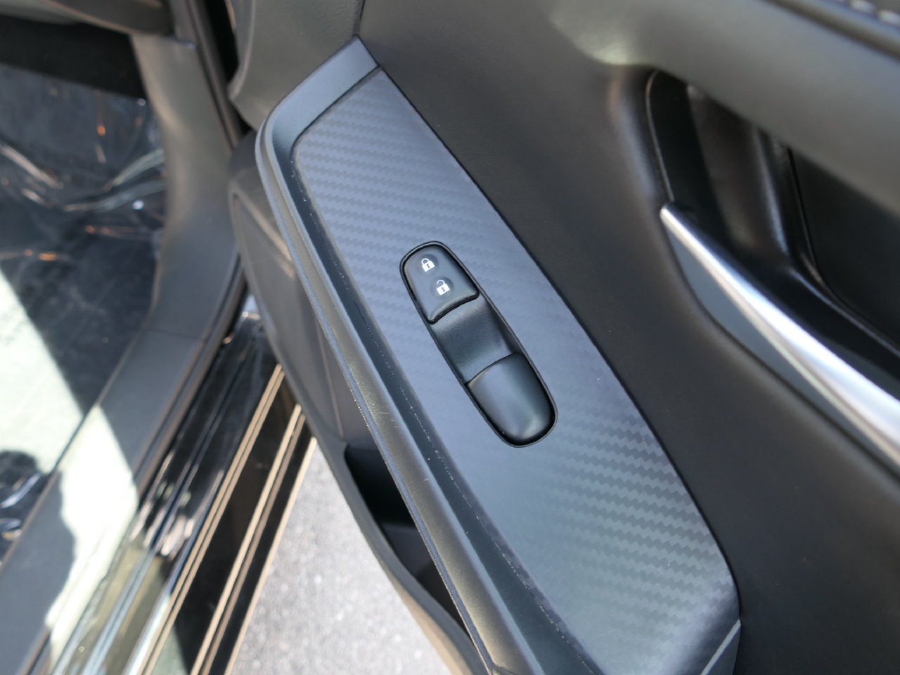 Used 2024 Nissan Sentra SV FWD image 25