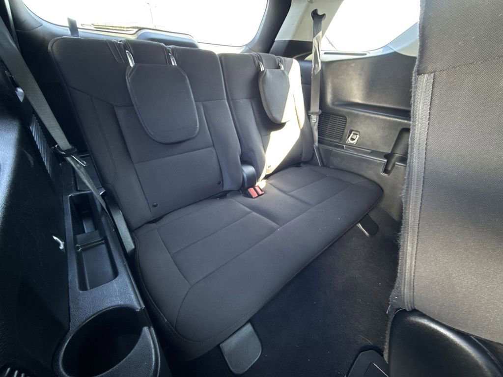 Used 2023 Ford Explorer XLT AWD/4WD image 24