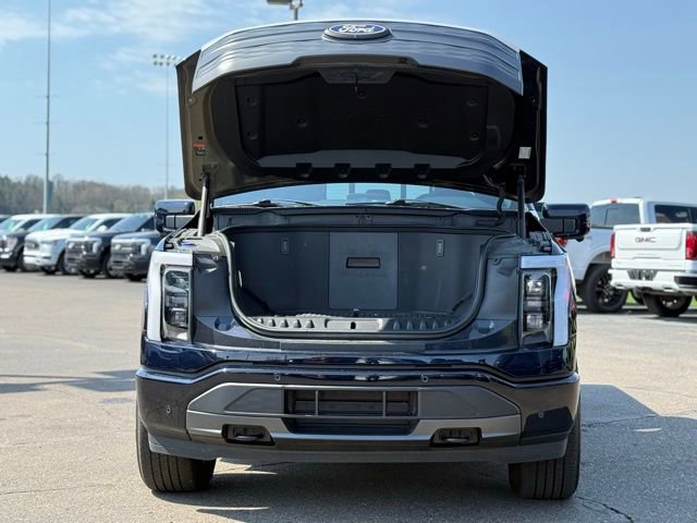 Used 2025 Ford F150 Lightning Lariat AWD/4WD image 40