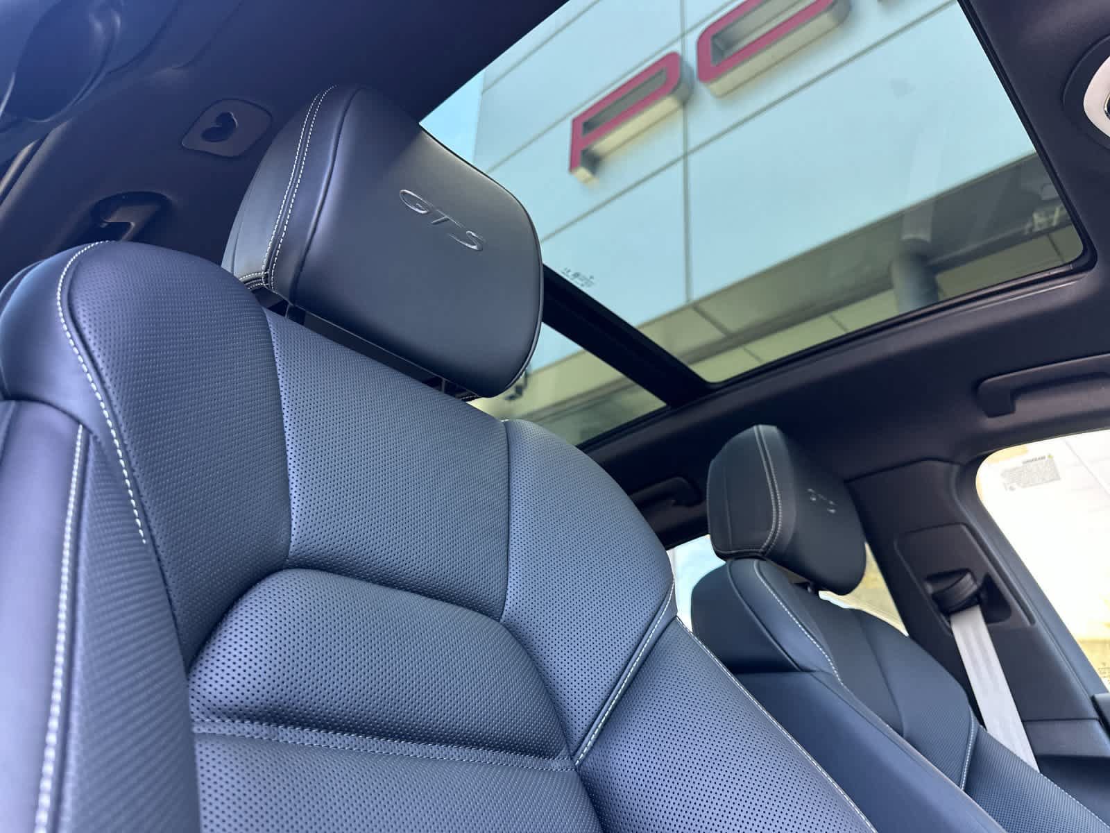 New 2026 Porsche Macan GTS AWD/4WD image 18