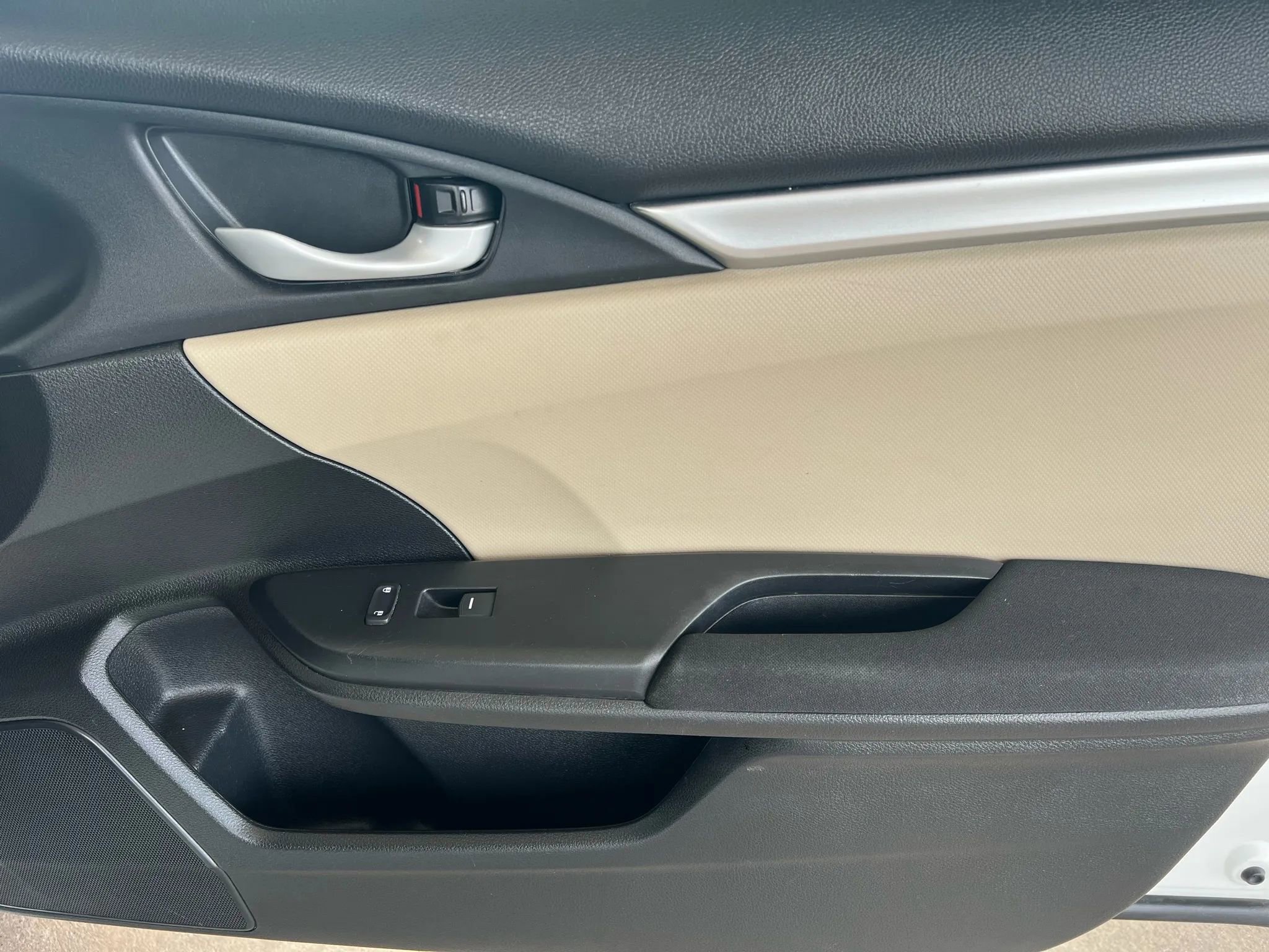 Used 2019 Honda Civic LX image 21