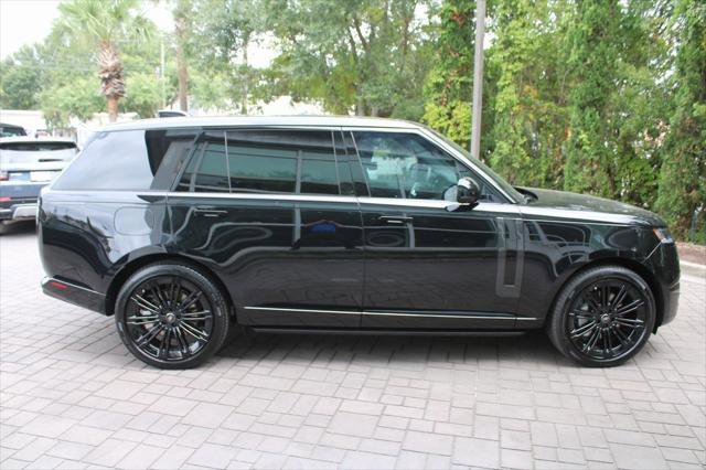 New 2025 Land Rover Range Rover Long Wheelbase SE image 4