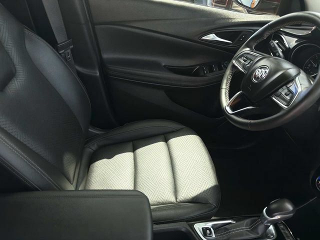 Used 2023 Buick Encore GX Essence w/ Experience Buick Package FWD image 14
