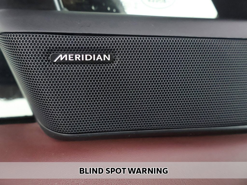 Used 2023 Land Rover Range Rover Sport SE Dynamic image 5