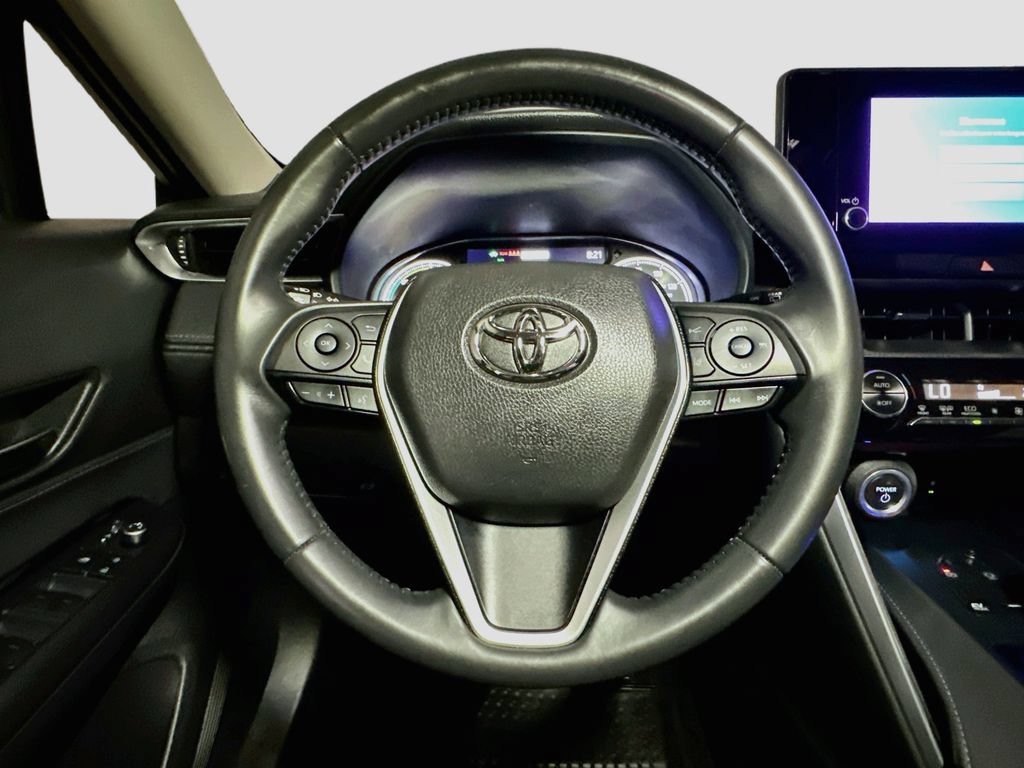 Used 2023 Toyota Venza LE AWD/4WD image 10
