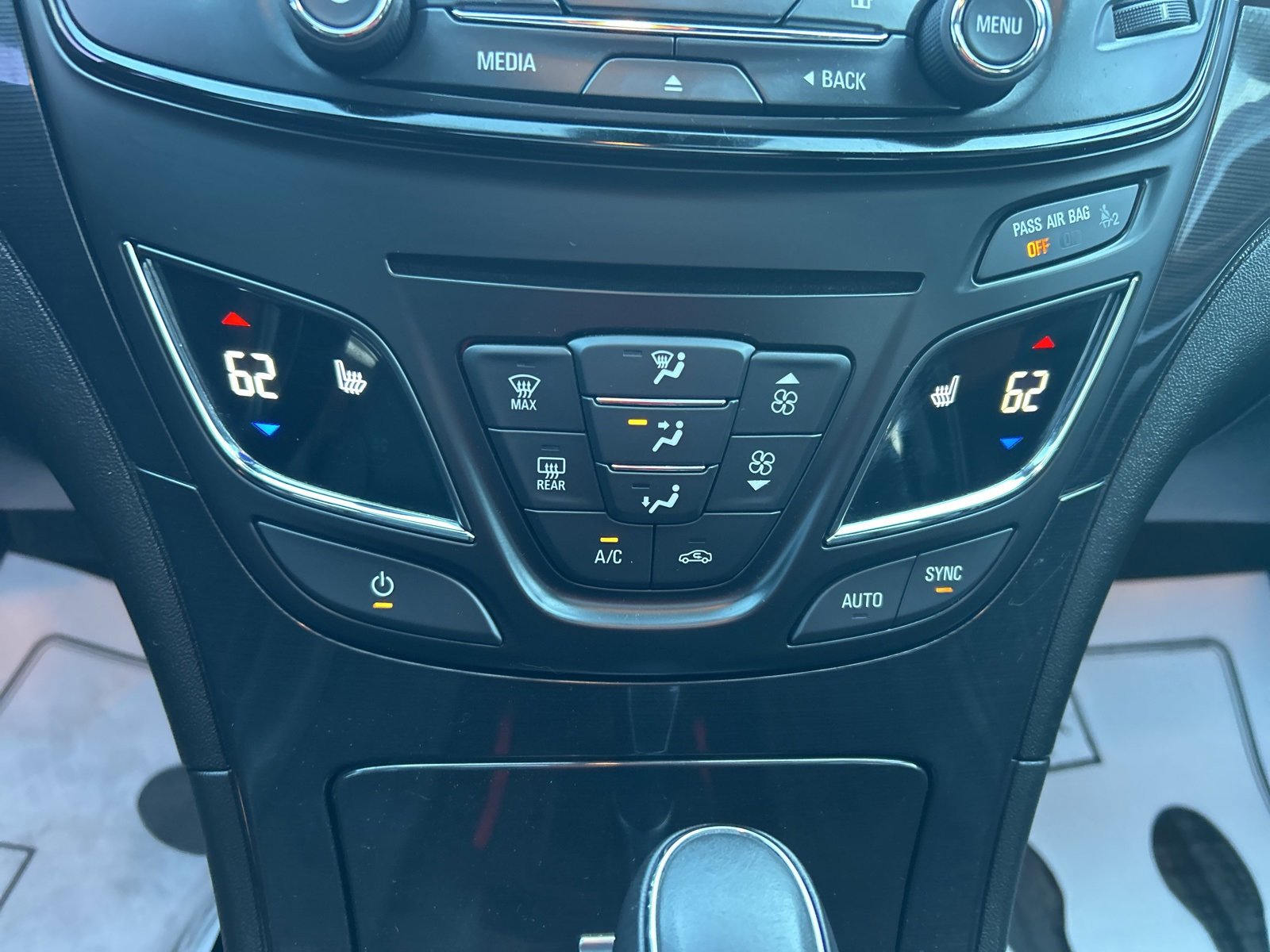 Used 2017 Buick Regal Premium w/ Driver Confidence Package #1 image 13