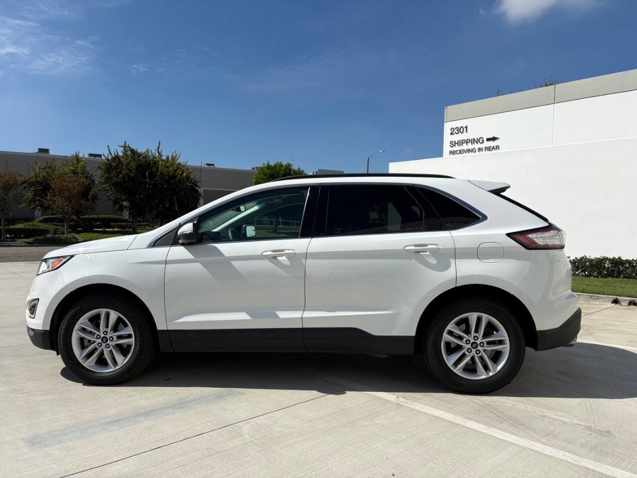 Used 2015 Ford Edge SEL image 8
