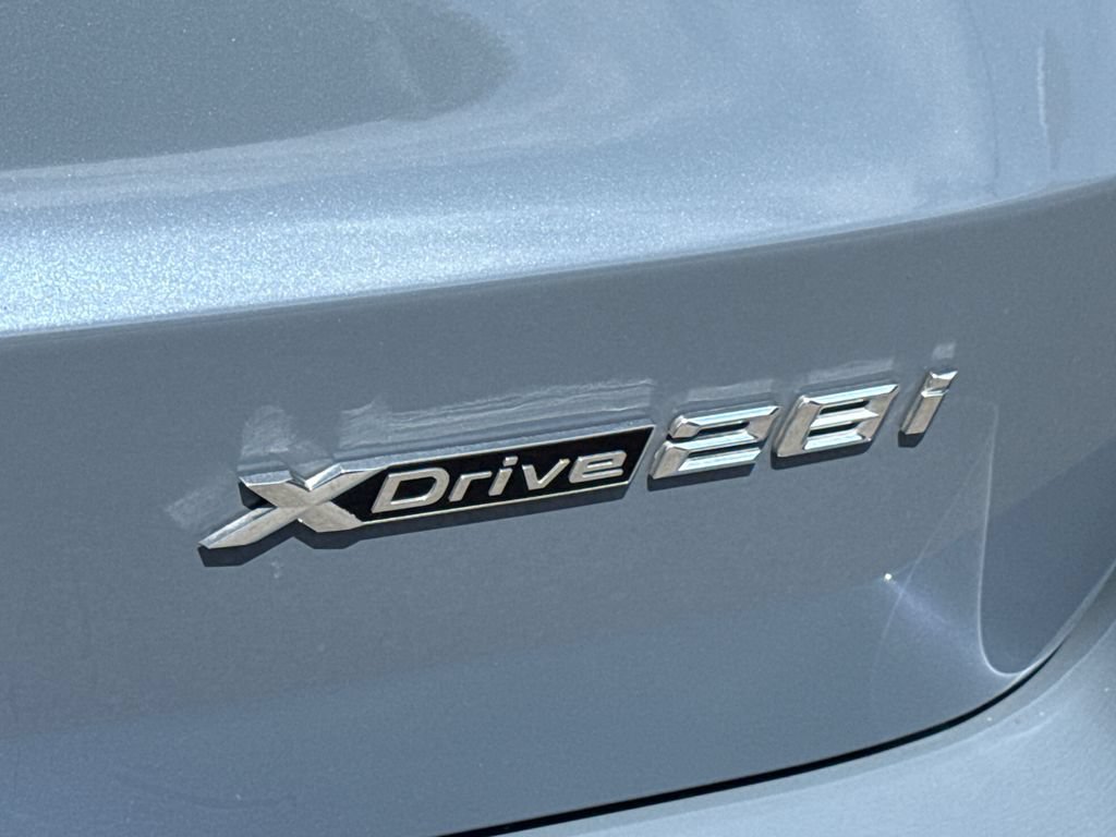 Used 2023 BMW X1 xDrive28i AWD/4WD image 10