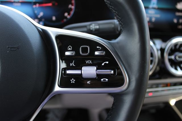Used 2023 Mercedes-Benz GLA 250 4MATIC image 8