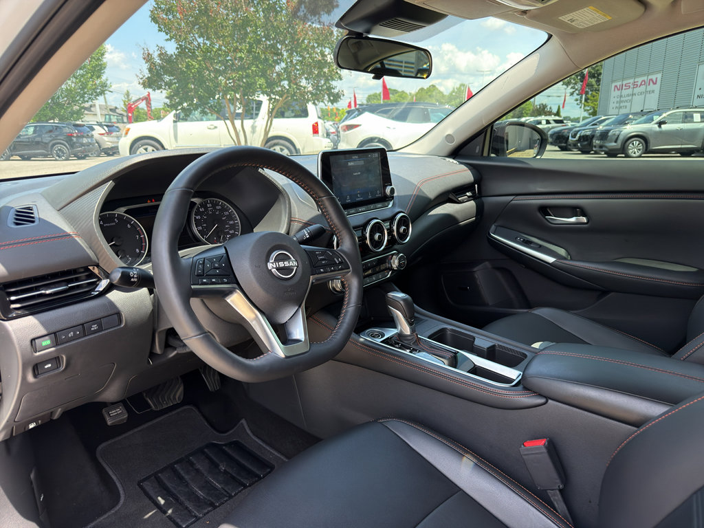 Used 2024 Nissan Sentra SR w/ SR Premium Package FWD image 9