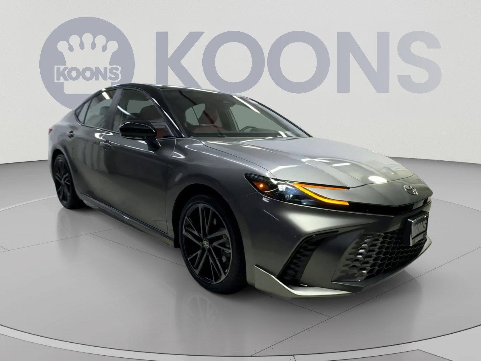 Used 2026 Toyota Camry XSE FWD image 2