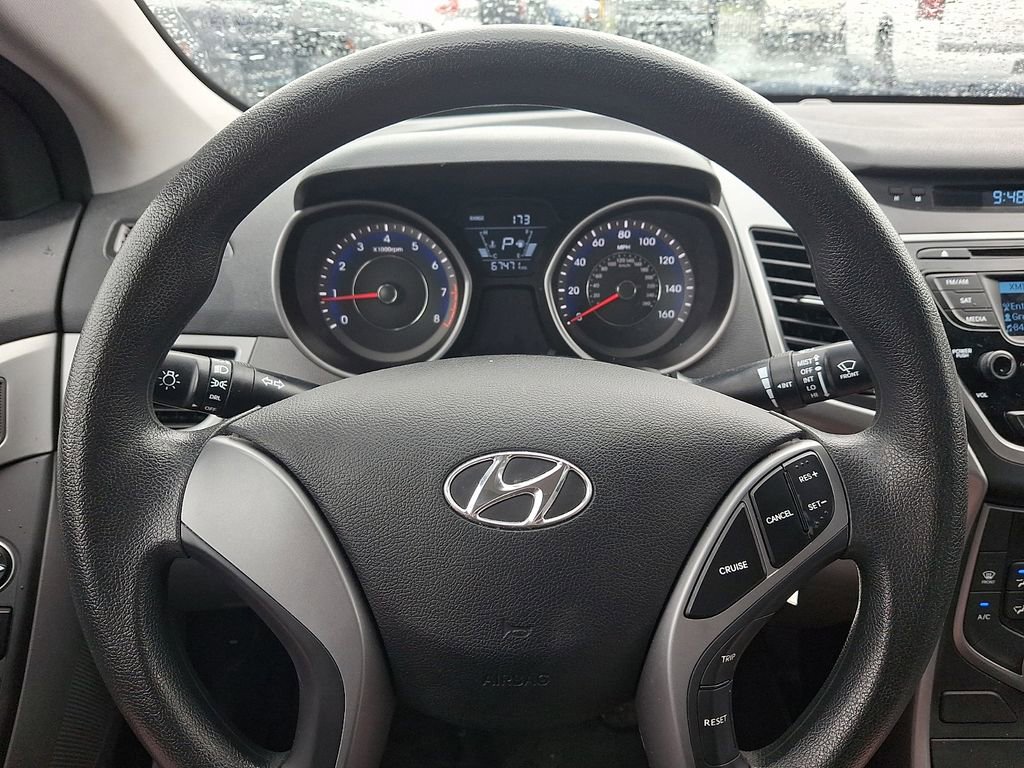 Used 2016 Hyundai Elantra SE FWD image 15