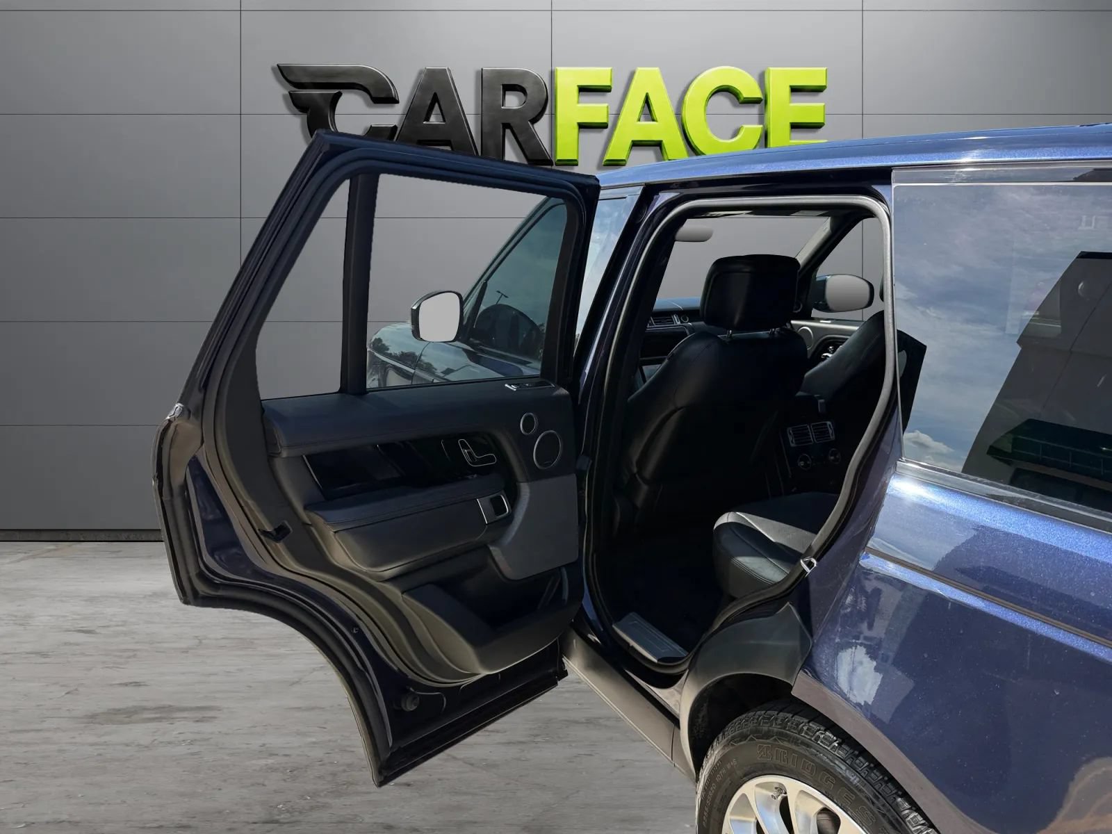 Used 2018 Land Rover Range Rover HSE AWD/4WD image 18