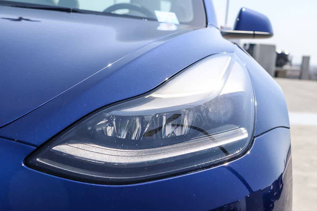 Used 2023 Tesla Model 3 Standard Range RWD image 7