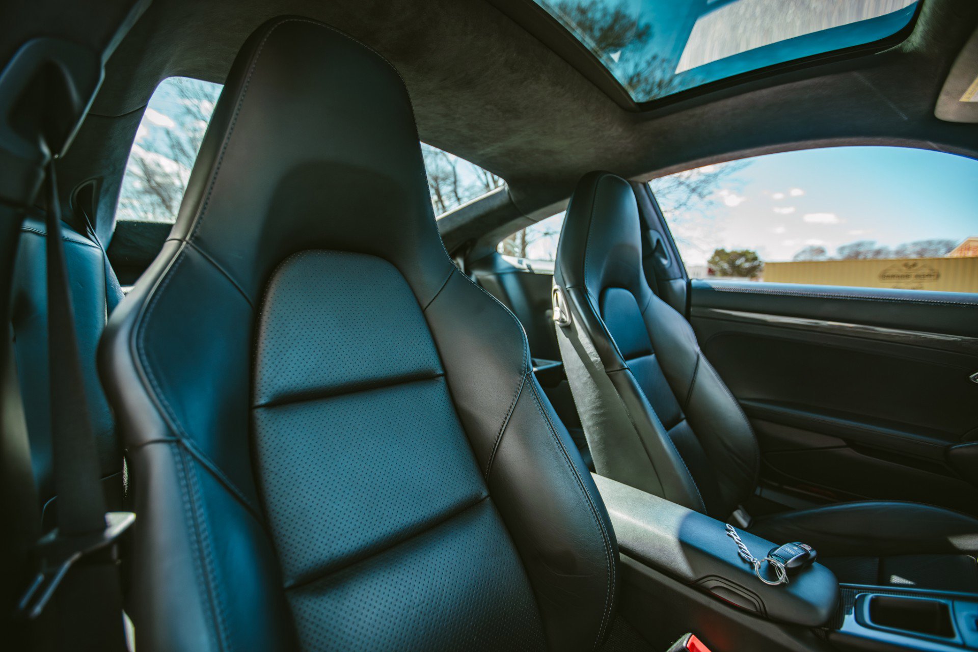 Used 2014 Porsche 911 Turbo S image 8