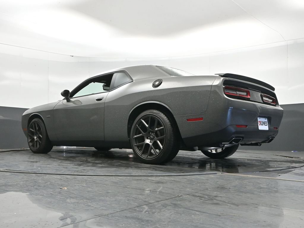 Used 2017 Dodge Challenger R/T RWD image 47